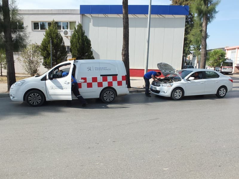 Çiğli'de Peugeot Ön Düzen ve Balans